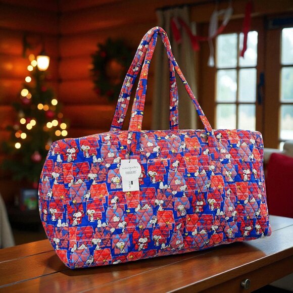 NEW ❤️ vera bradley Snoopy's House Peanuts Large Duffel Red Blue - Picture 1 of 5